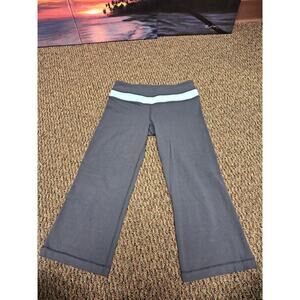 Lululemon Athletica Gray Cropped Pants With Green Striped Waistband, Size 8